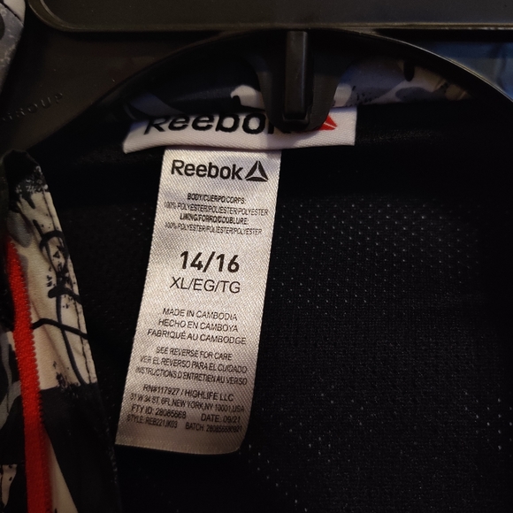 Light weight Reebok jacket size 14/16 - Picture 4 of 6